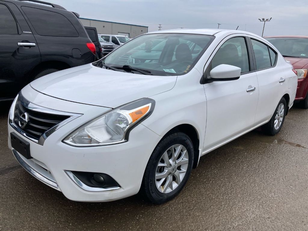2017 Nissan Versa 1.6 SV CVT's photo